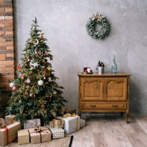 Decorating Your Apartment for the Holidays